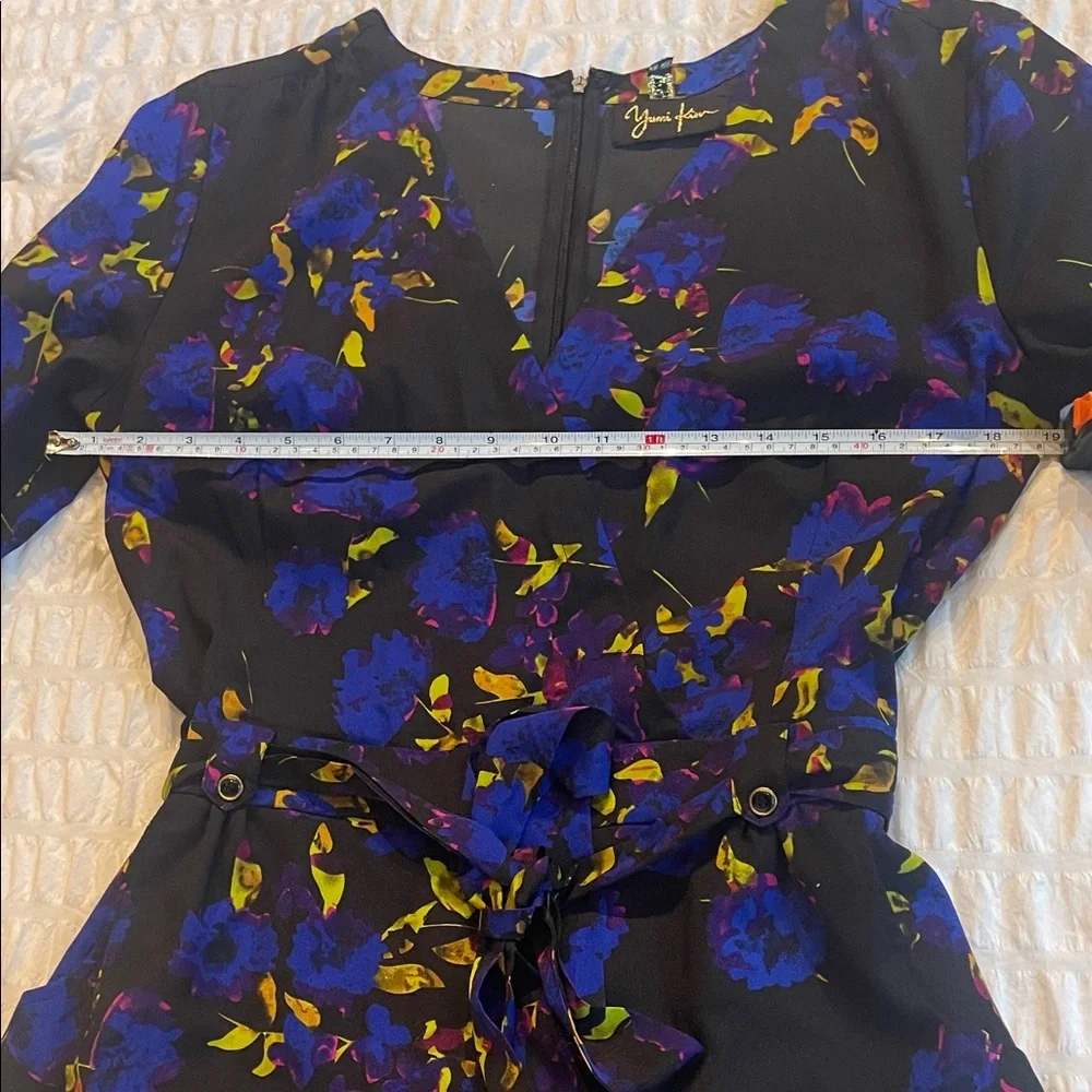 🌟 Yumi Kim Black, Floral Design Wrap Romper - Picture 8 of 14